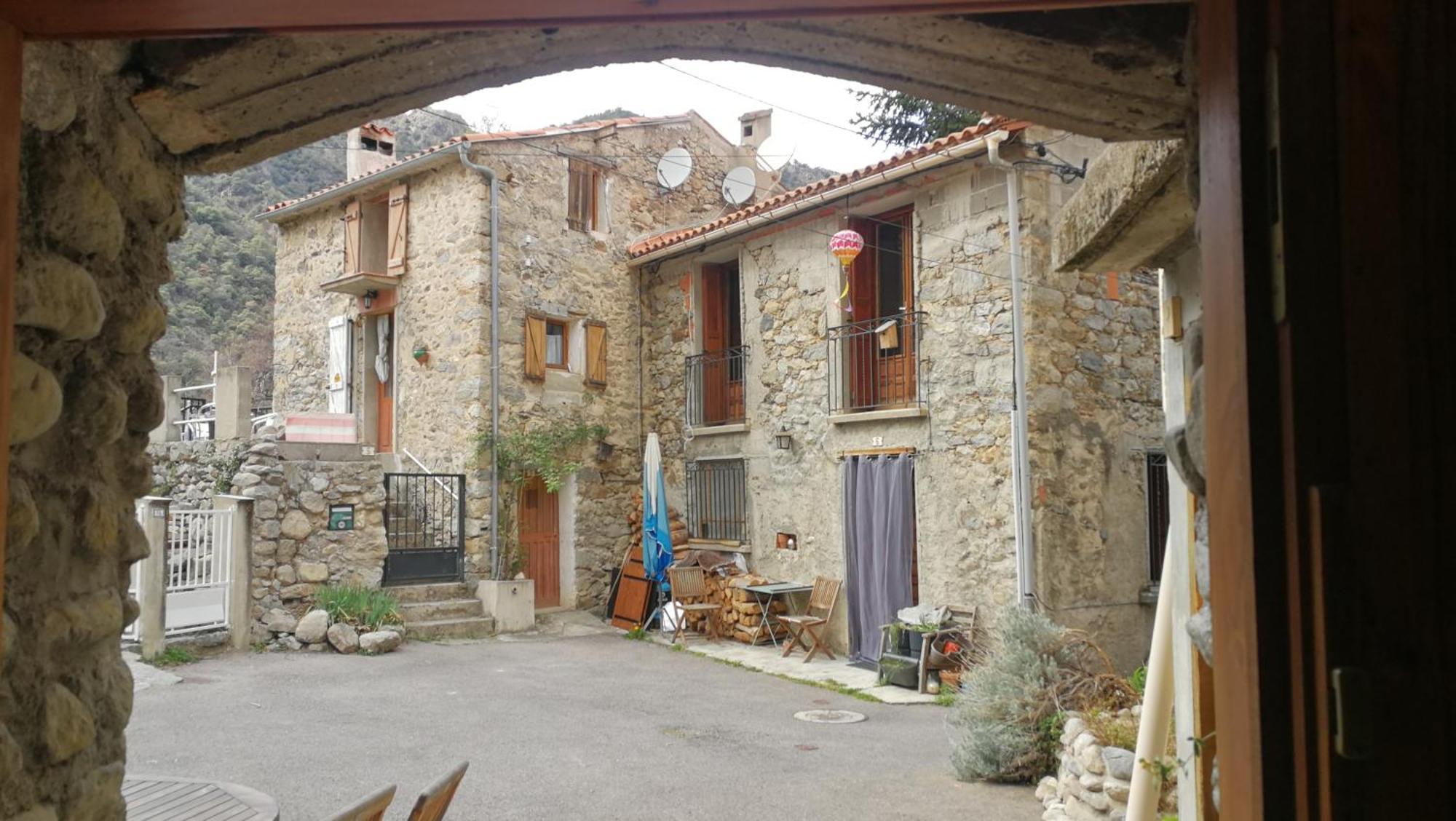 La Cirerole Hotel Casteil Kültér fotó