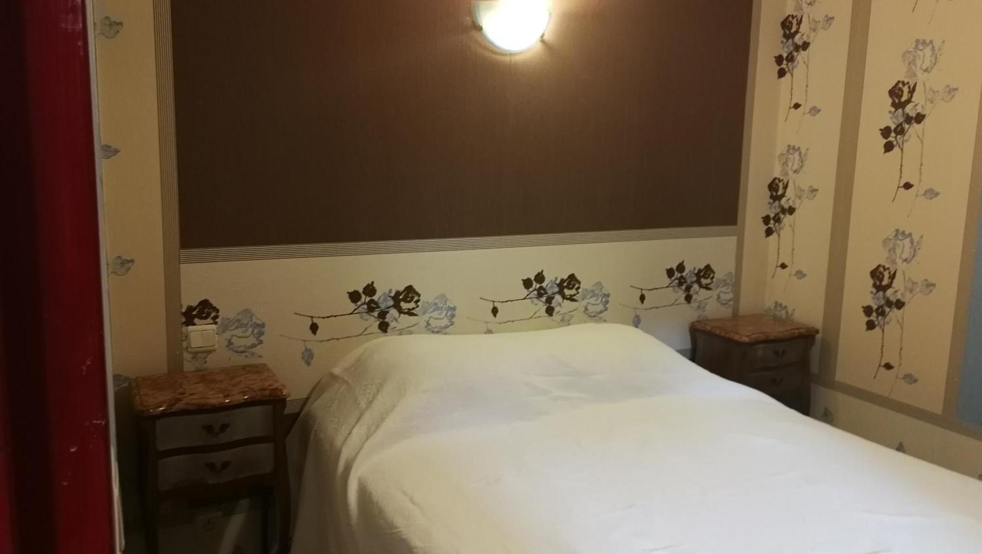 La Cirerole Hotel Casteil Kültér fotó